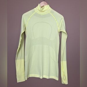 {Lululemon} Run: Swiftly Turtleneck Long Sleeve in Clarity Yellow - Womens 6